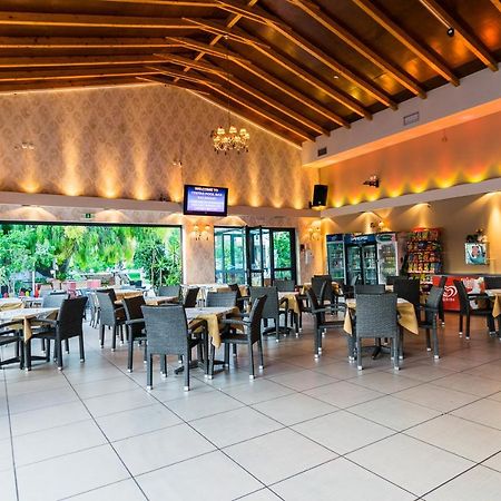 Costas Hotel Kalamákion Buitenkant foto