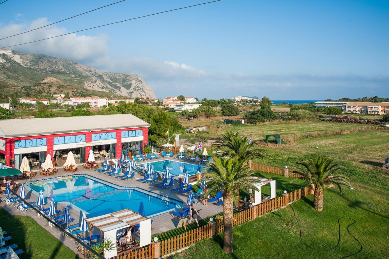 Costas Hotel Kalamákion Buitenkant foto