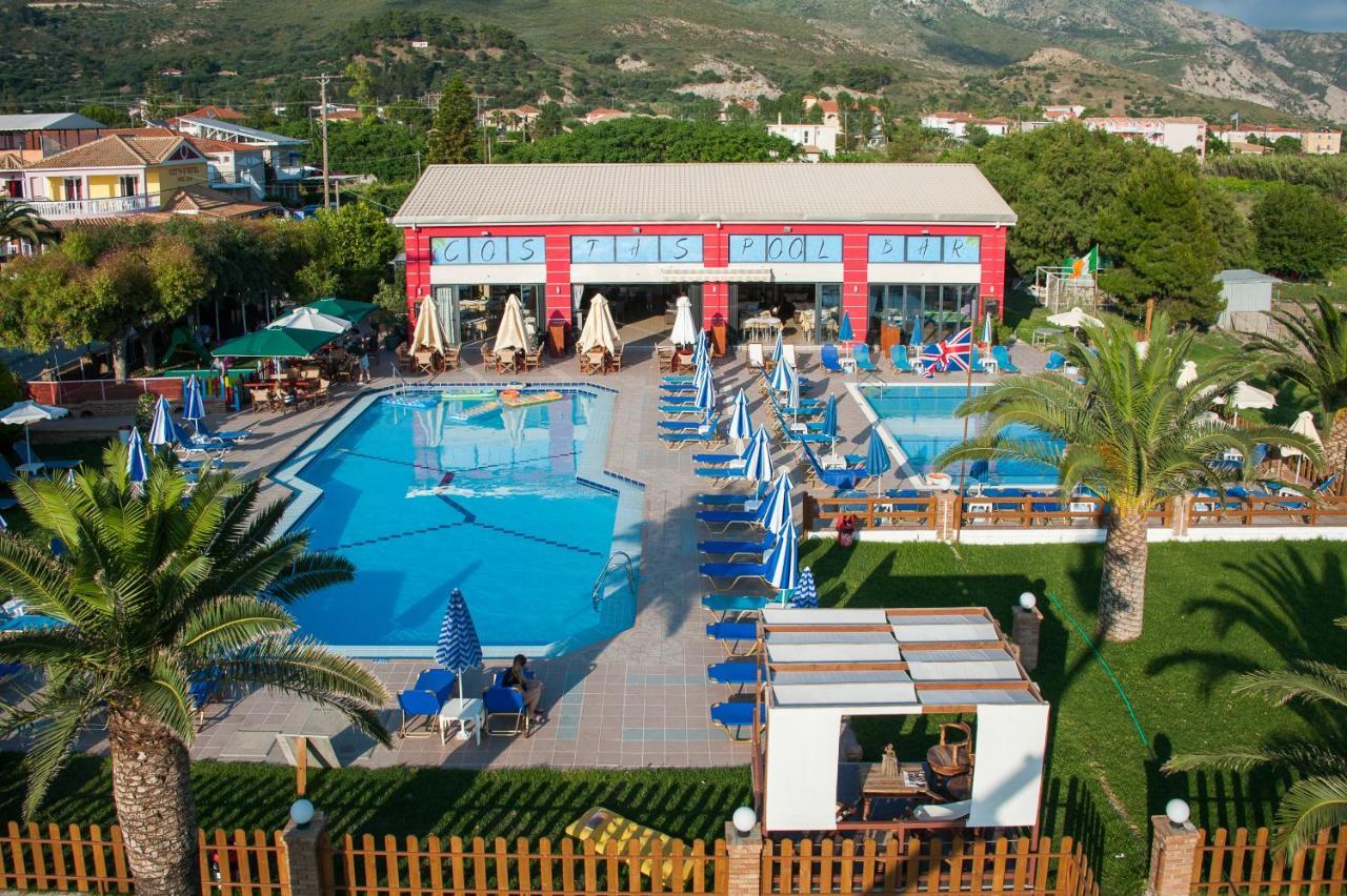 Costas Hotel Kalamákion Buitenkant foto